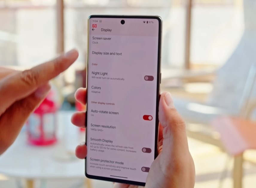 Google Pixel 7 Pro Display Review